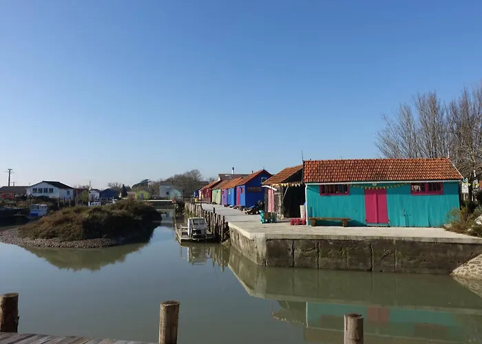 Сasa de vacaciones Les Epinouses By Interhome